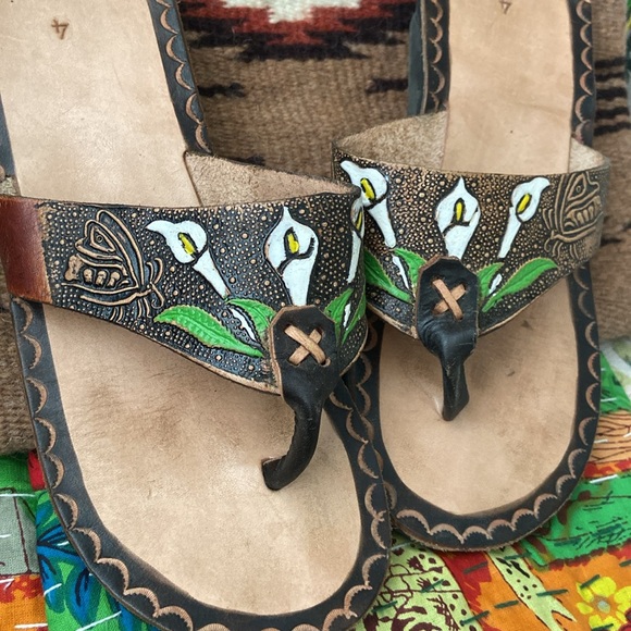 Calla Lily Mexican Leather Handmade Sandals 7 GUC - Picture 2 of 3